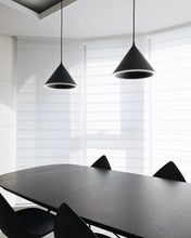 Charger l'image dans la galerie, WOUD | Annular Pendant Lamp Small - Black