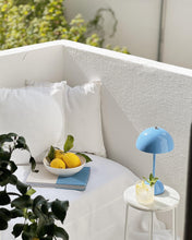 Afbeelding in Gallery-weergave laden, &TRADITION | Flowerpot VP9 Portable van Verner Panton 1968 - Meerdere kleuren beschikbaar