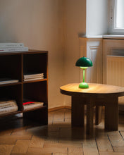 Afbeelding in Gallery-weergave laden, &TRADITION | Flowerpot VP9 Portable van Verner Panton 1968 - Meerdere kleuren beschikbaar