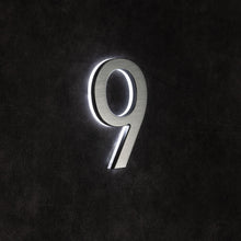 Afbeelding in Gallery-weergave laden, LUMO Lighting | Contemporary Illuminated Address Number 5&quot; (Outdoor) - Silver/Brushed Aluminum
