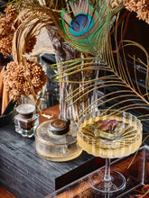 Charger l&#39;image dans la galerie, MODERNISM | Verres coupés à champagne en cristal Cullinan
