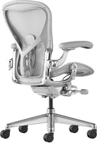 Afbeelding in Gallery-weergave laden, Herman Miller | Aeron Chair with Mineral Frame with Polished Aluminum Base

