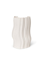 Charger l&#39;image dans la galerie, Ferm Living Moire Vase - Off White - Large

