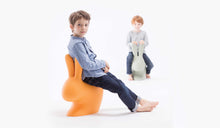 Charger l&#39;image dans la galerie, QEEBOO | Rabbit Chair (Small Size) - Indoor / Outdoor - (Multiple Colours Available)
