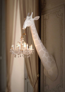 QEEBOO | Giraffe In Love - Wall Lamp (Black & White Available)