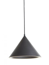 Charger l&#39;image dans la galerie, WOUD | Annular Pendant Lamp Small - Black
